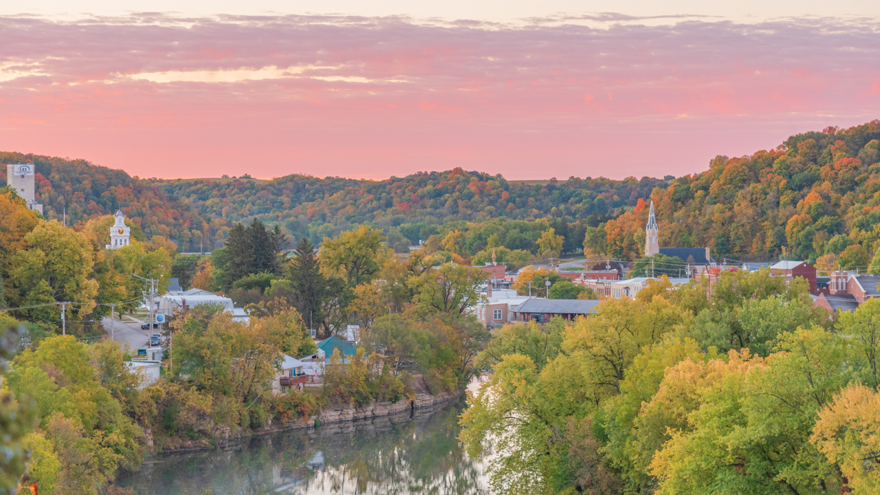 elkader overlook photo cropped